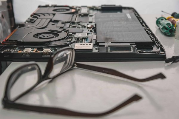 Dépannage informatique Montpellier : services et tarifs